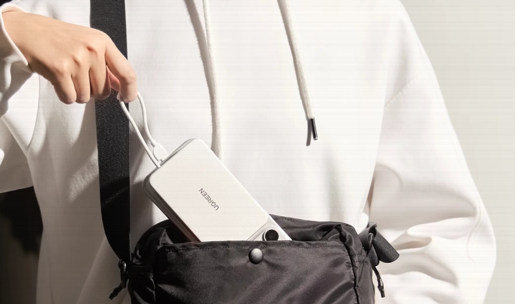 Digital learning days without a dead battery: This is how your smartphone stays ready for use from the first lecture until the journey home.